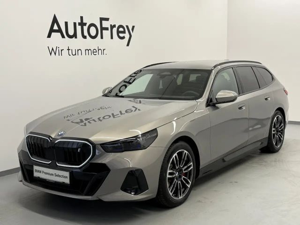 BMW i5 xDrive40