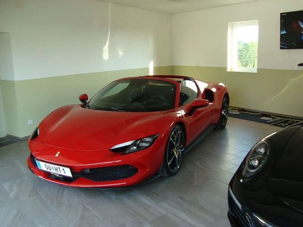 Ferrari 296