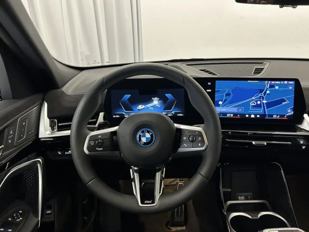 BMW iX2