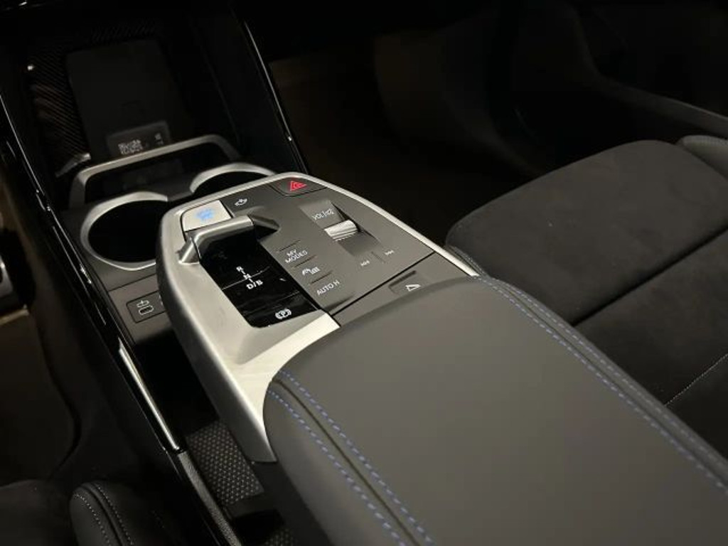BMW iX2