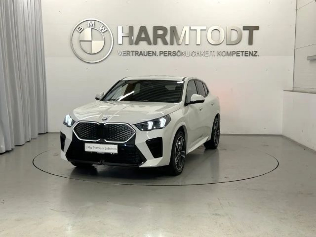 BMW iX2