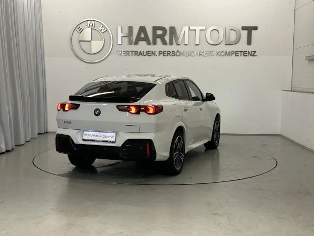 BMW iX2