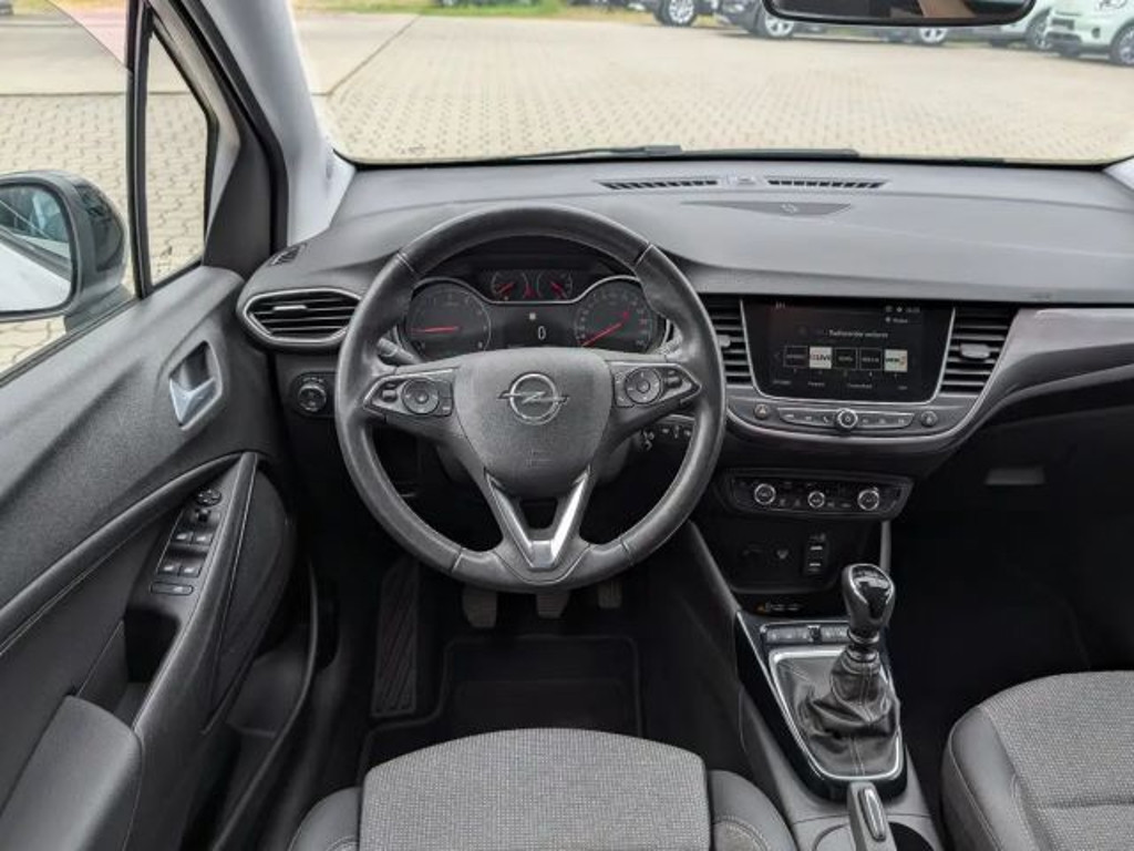 Opel Crossland X