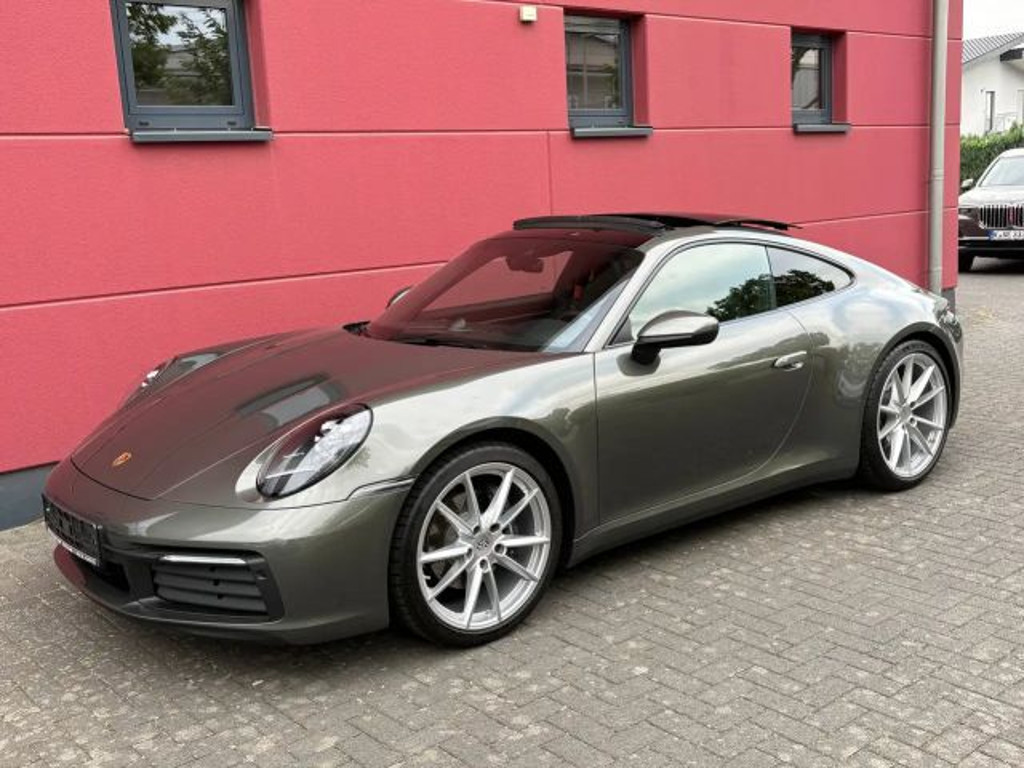 Porsche 911 Coupé 992 Carrera