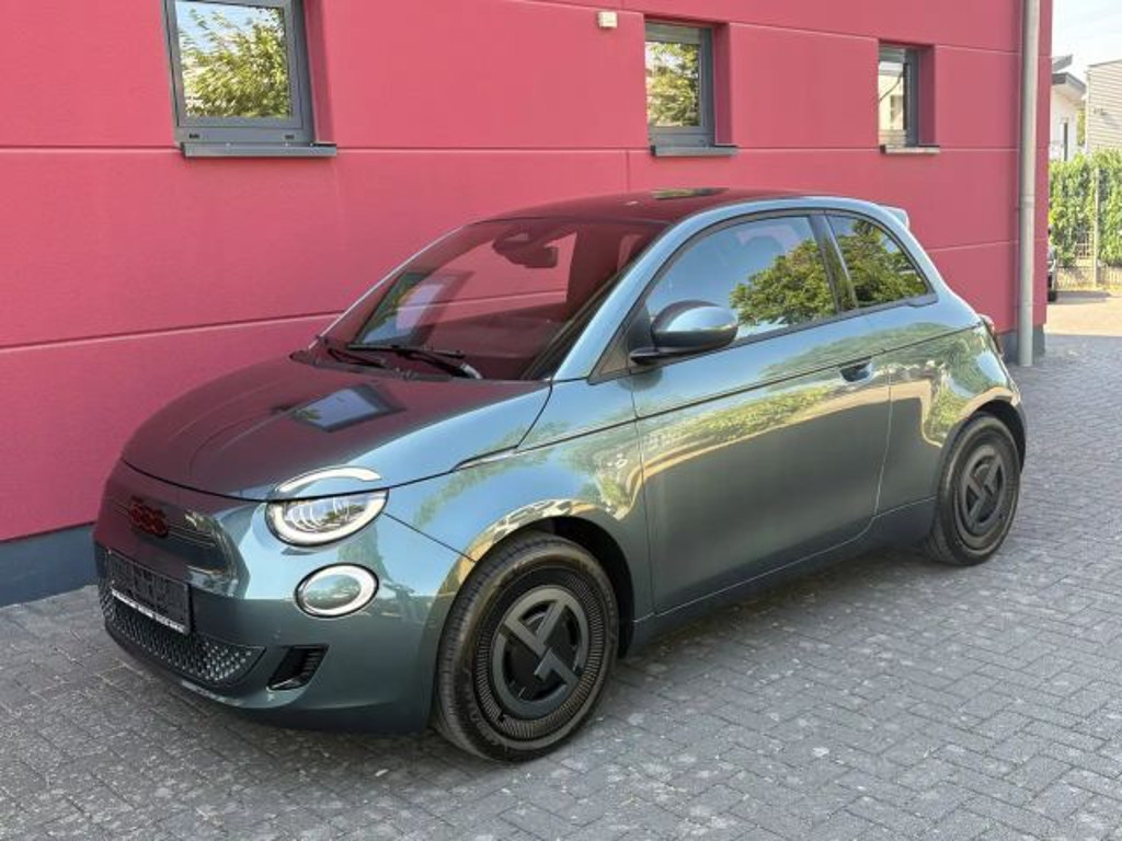 Fiat 500e 500e SONDERMODELL GIORGIO ARMANI COLLECTOR'S EDITION JBL 1-HAND TOP*