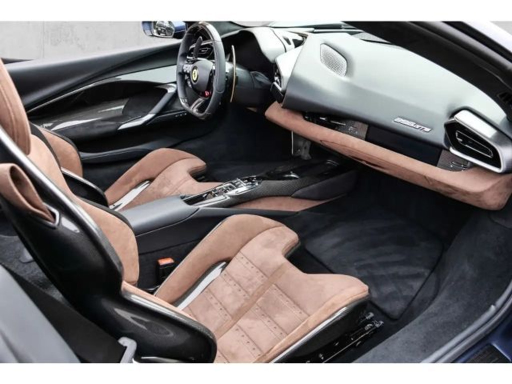 Ferrari 296