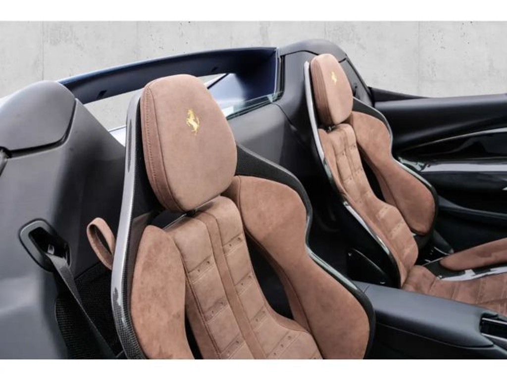 Ferrari 296
