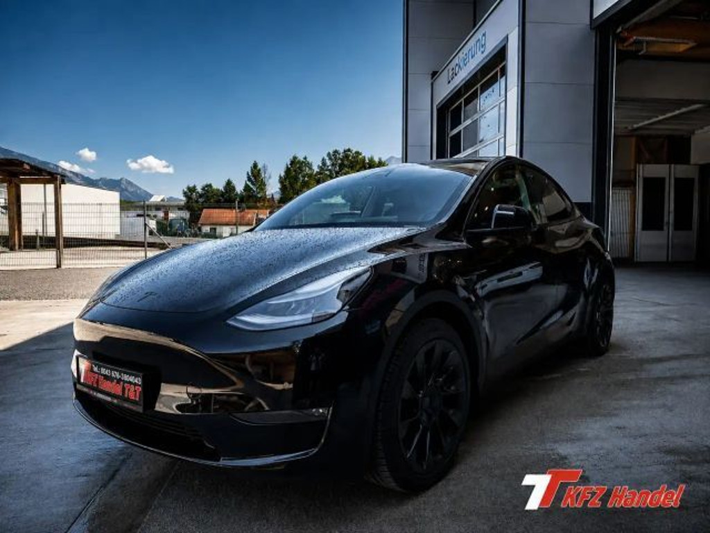 Tesla Model Y Long Range AWD
