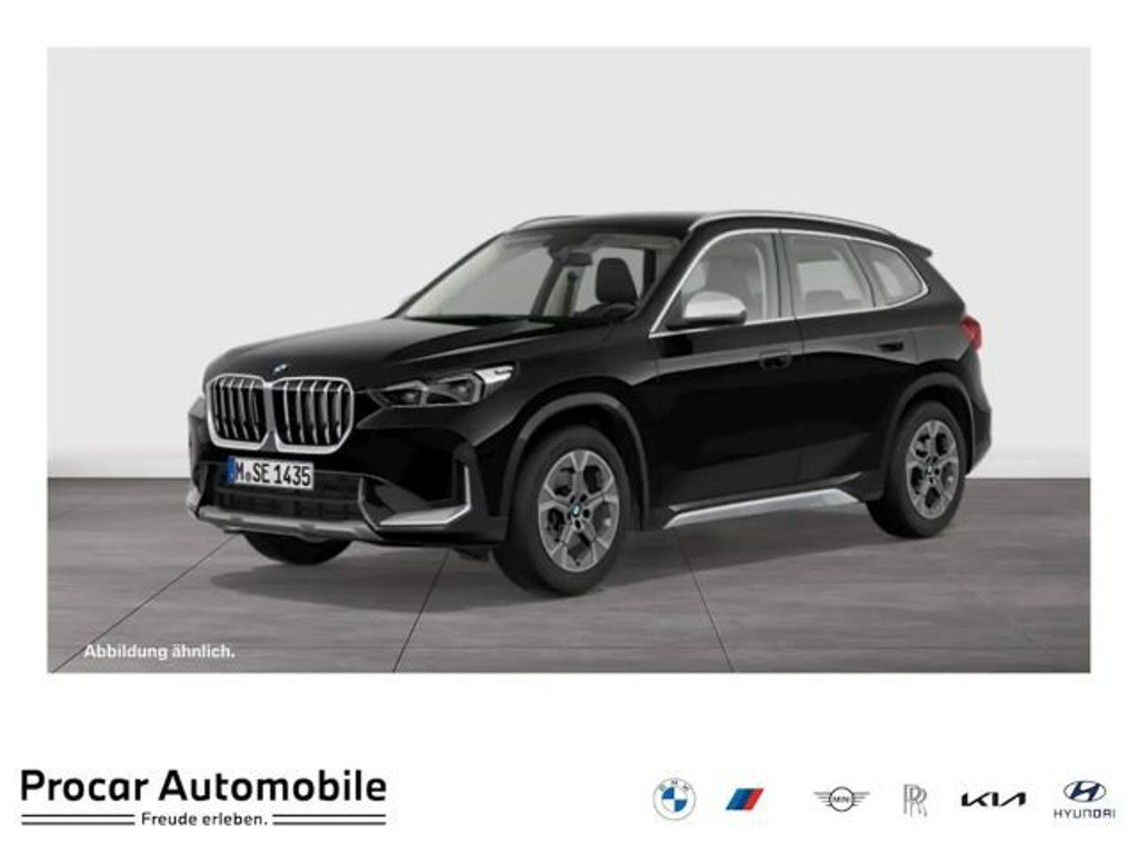 BMW X1 xDrive23i xLine Aut Nav LED AHK Komfzg Driveass