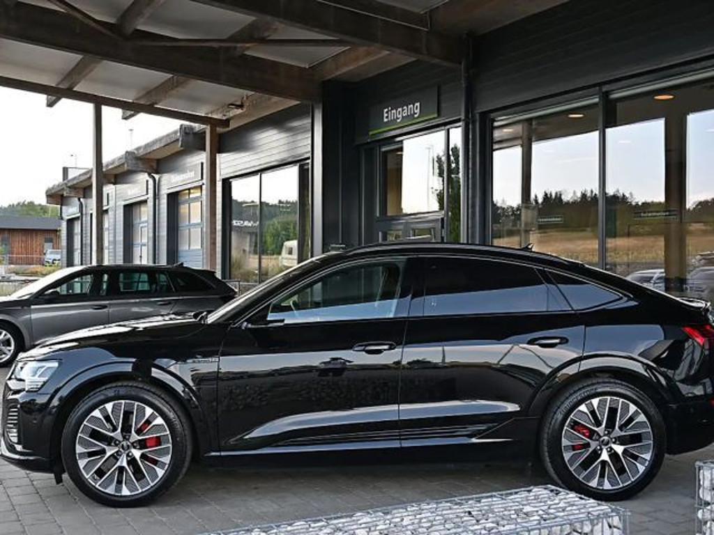Audi Q8 e-tron