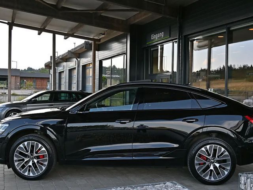 Audi Q8 e-tron