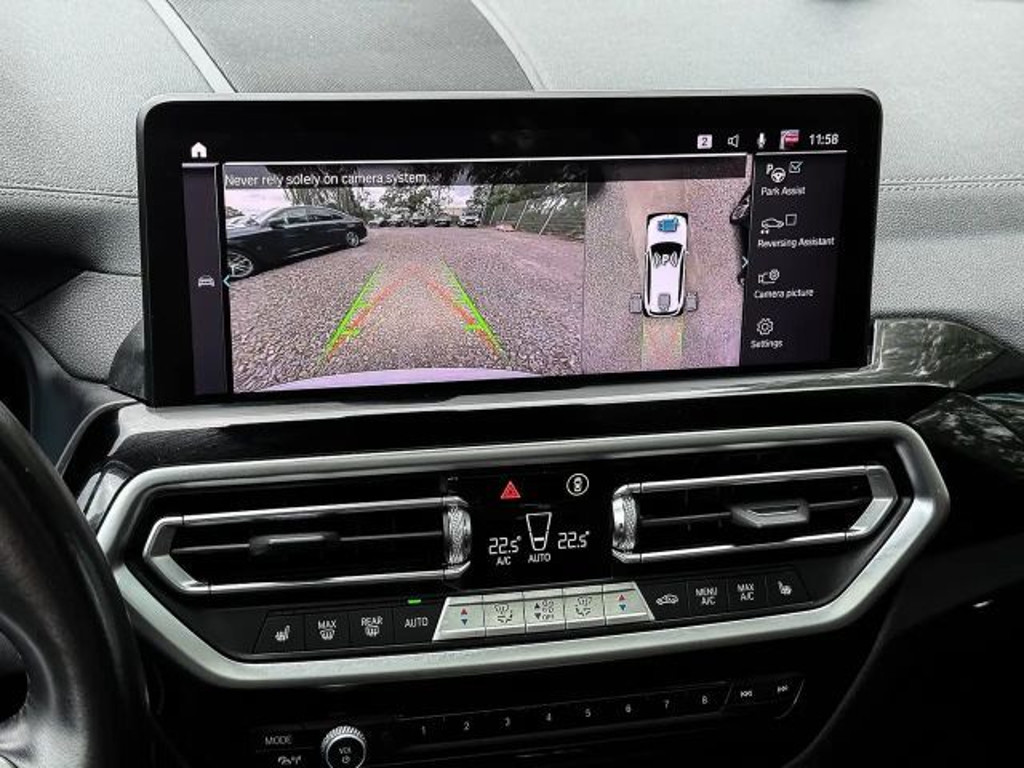 BMW iX3