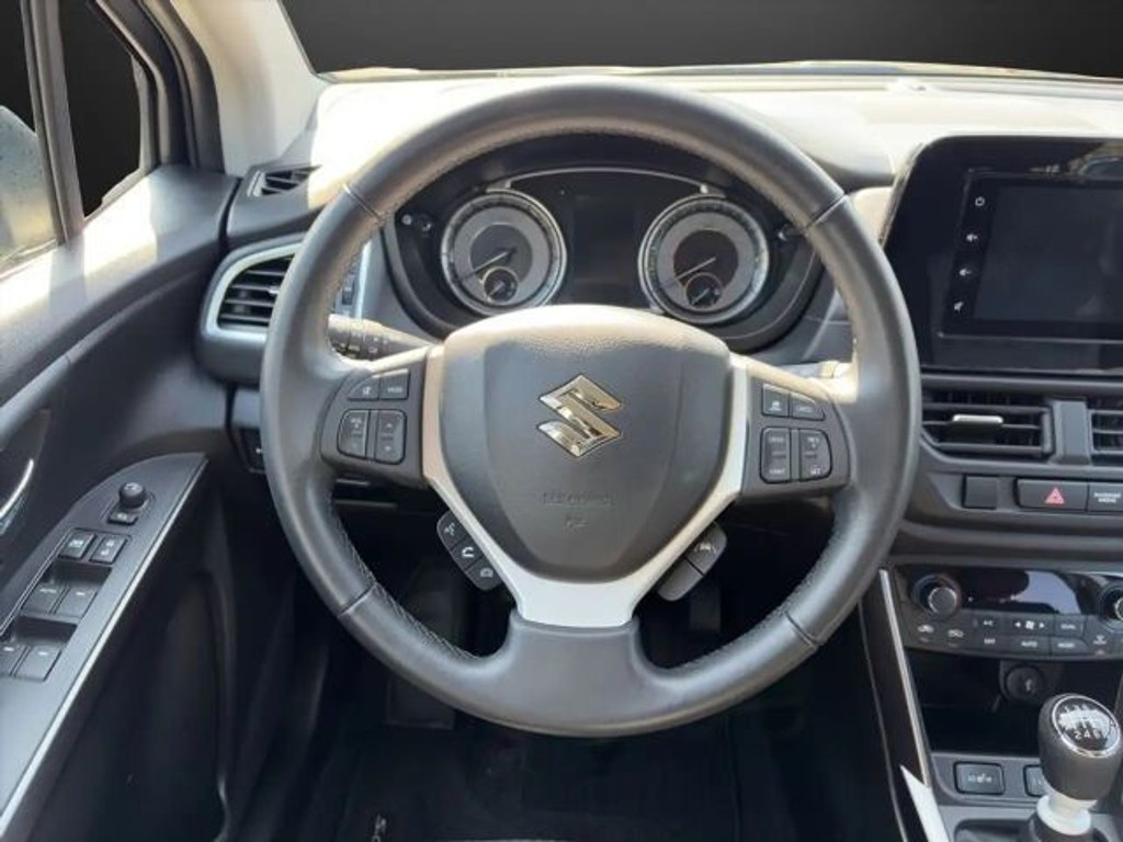 Suzuki S-Cross