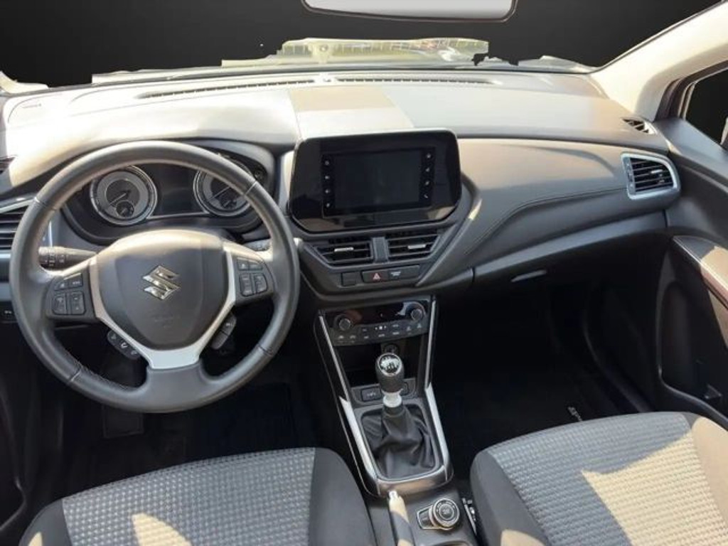 Suzuki S-Cross