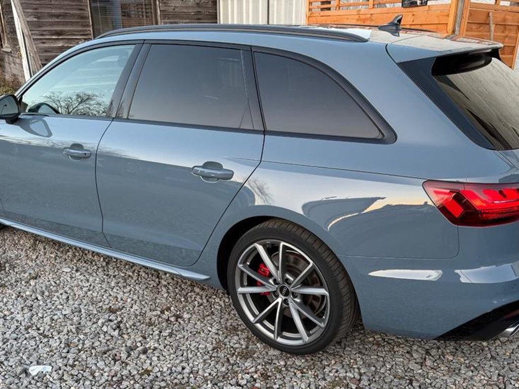 Audi S4