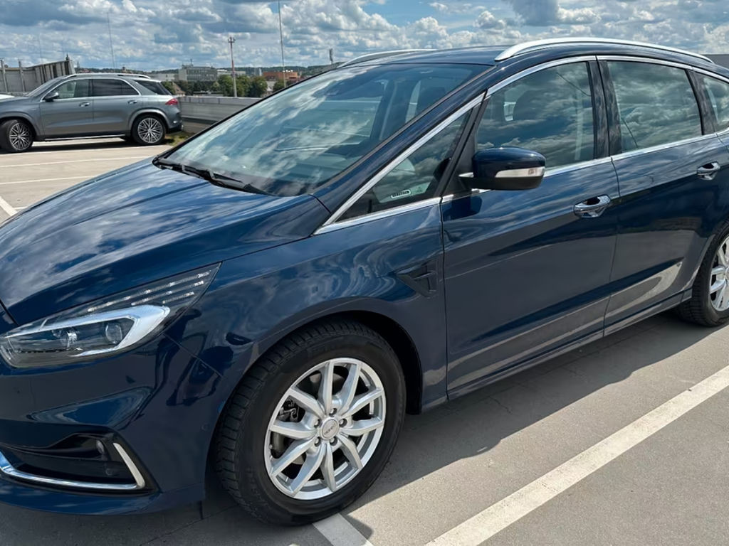 Ford S-Max