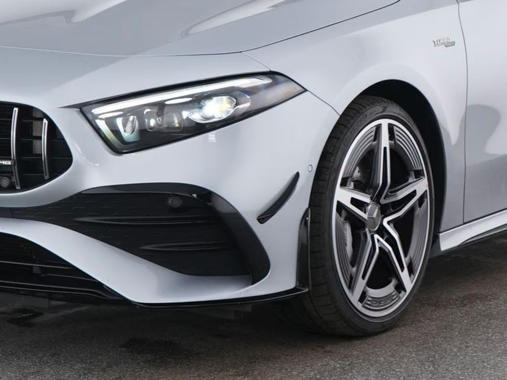 Mercedes-Benz A-Klasse AMG A 4MATIC A 35 AMG