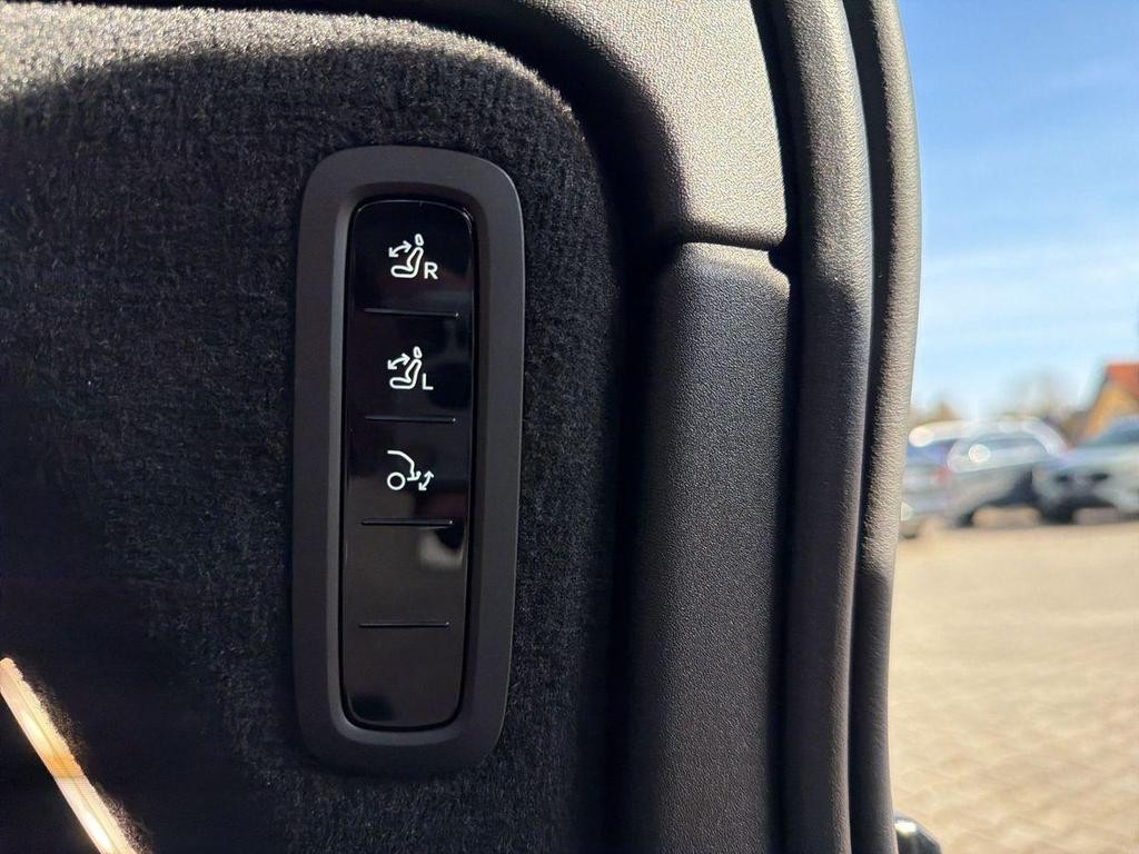 Volvo EX90