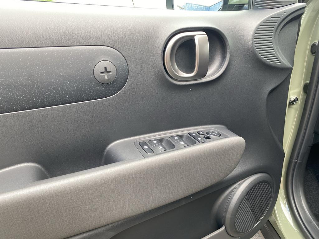 Hyundai INSTER