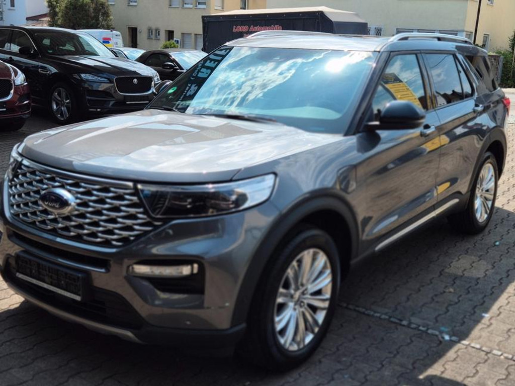 Ford Explorer 4x4 Platinum Plug in Hybrid AWD