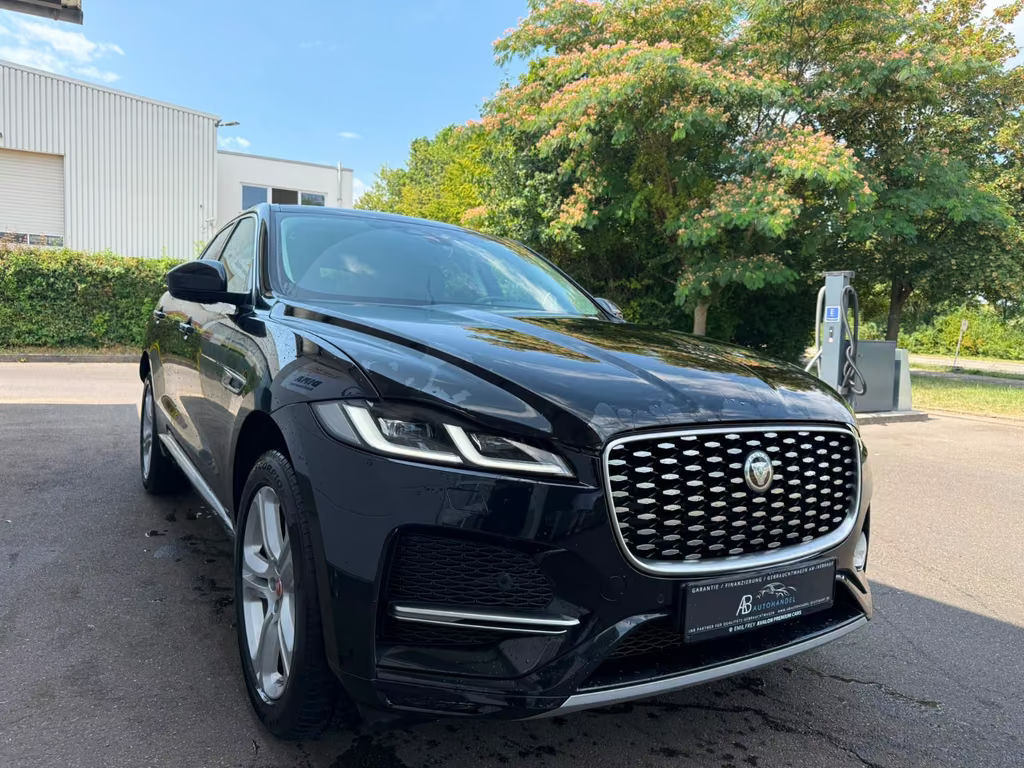 Jaguar F-Pace