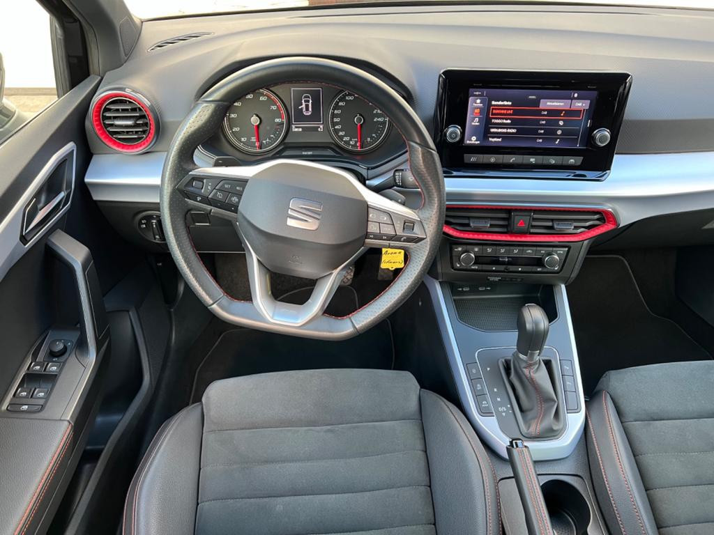 Seat Arona