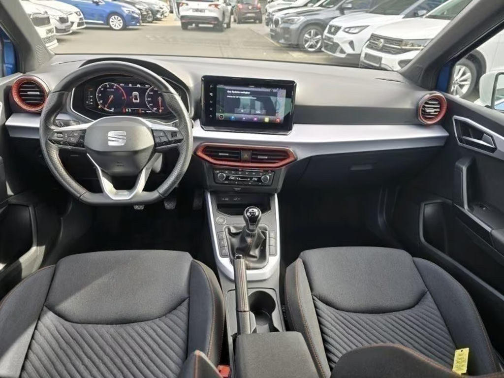 Seat Arona