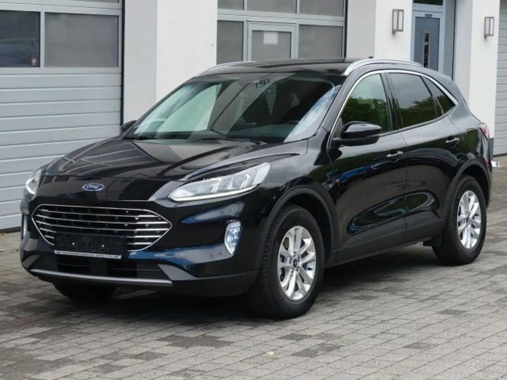 Ford Kuga Titanium Hybrid