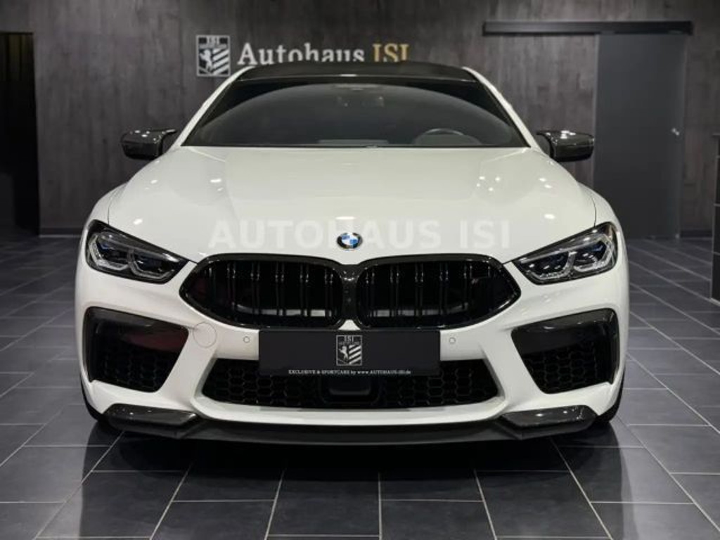 BMW M8