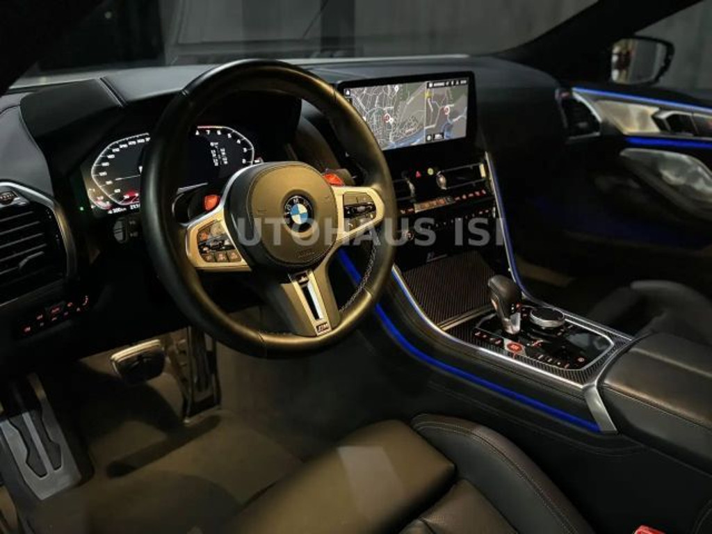 BMW M8