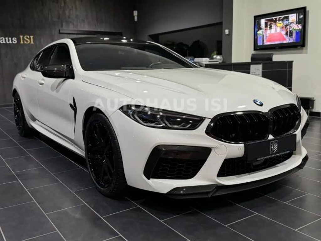 BMW M8