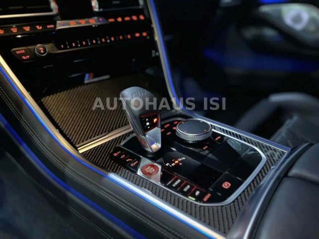 BMW M8