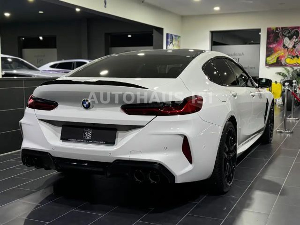 BMW M8