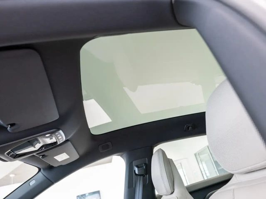 Volvo EX60