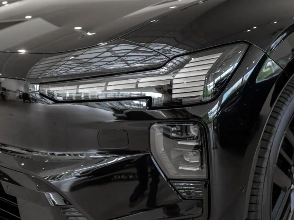 Volvo EX60