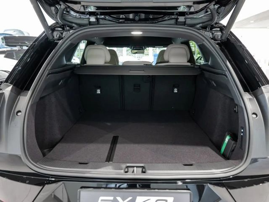Volvo EX60