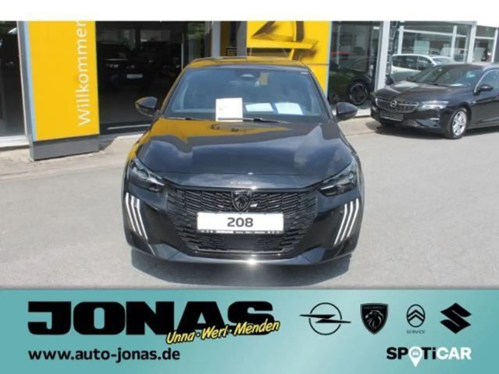 Peugeot e-208