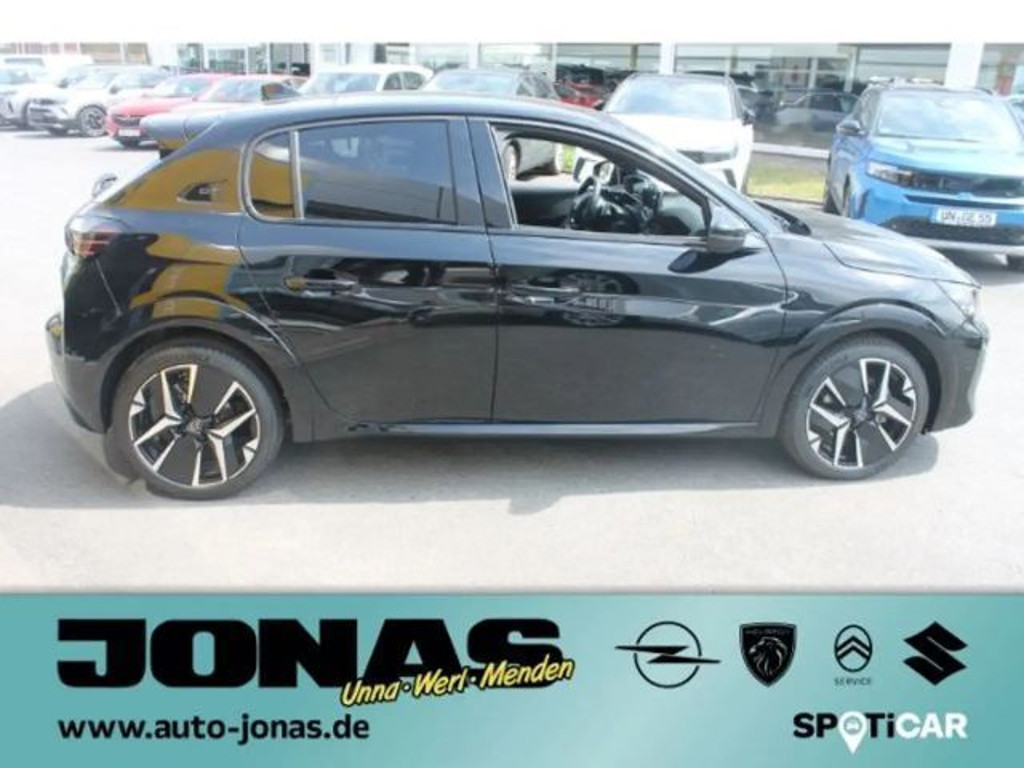 Peugeot e-208