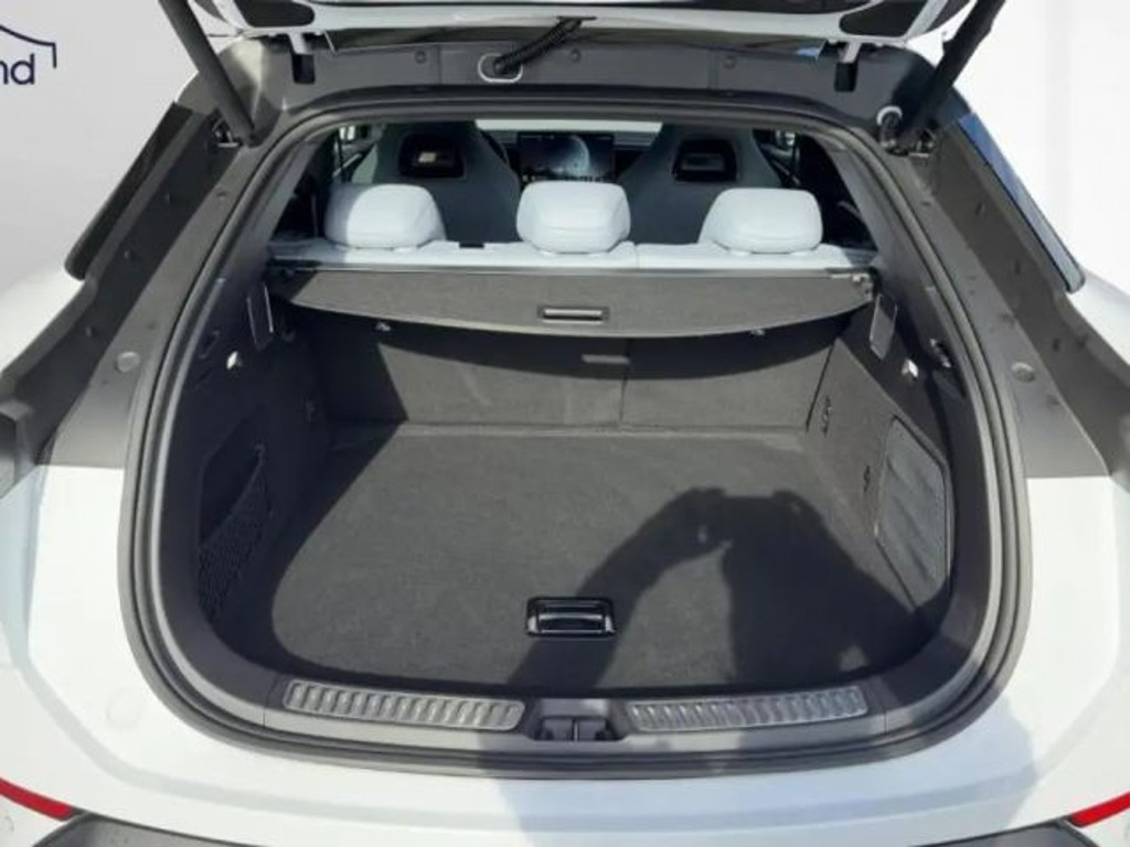 BYD Sealion 7