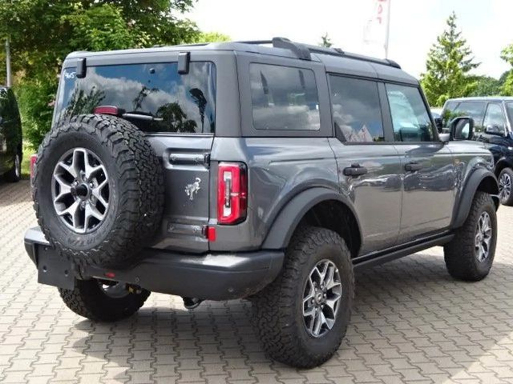 Ford Bronco