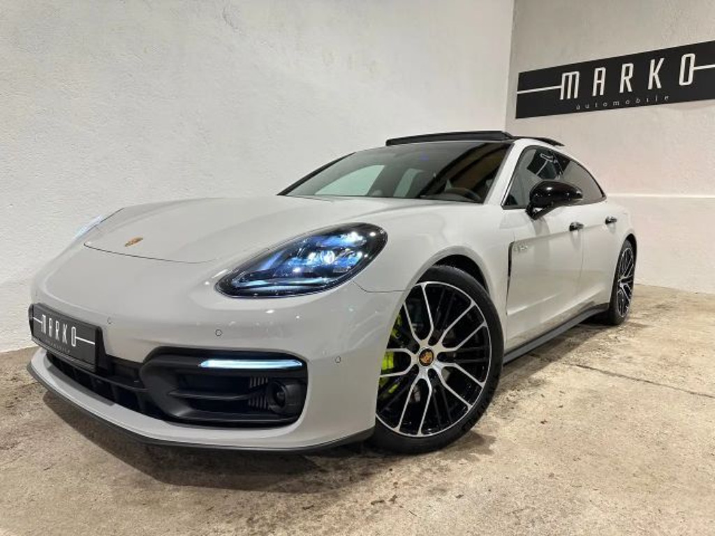 Porsche Panamera E-Hybrid 4