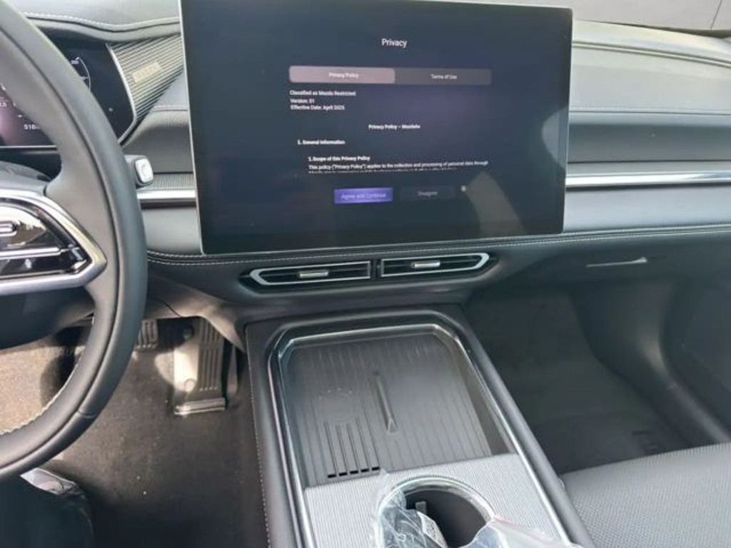 Mazda 6e