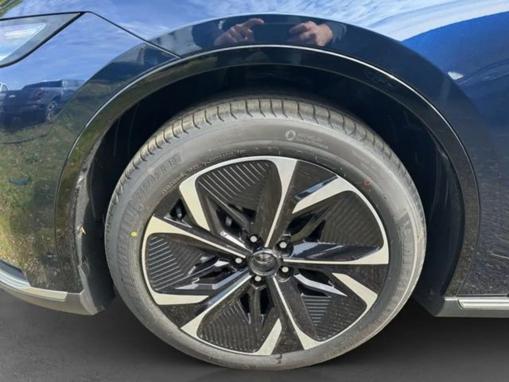 Mazda 6e