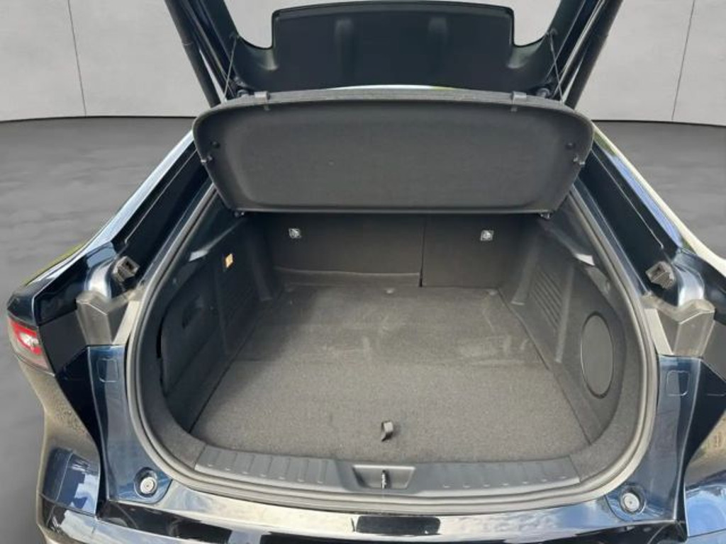 Mazda 6e