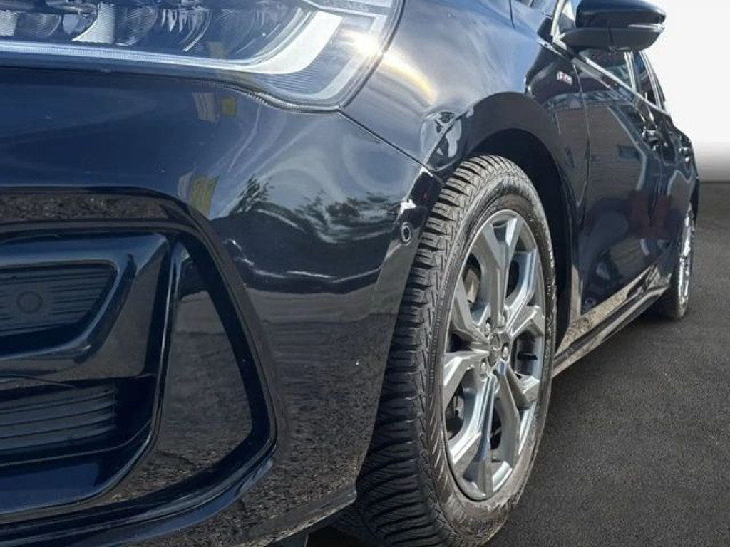 Ford Focus EcoBoost Wagon ST Line