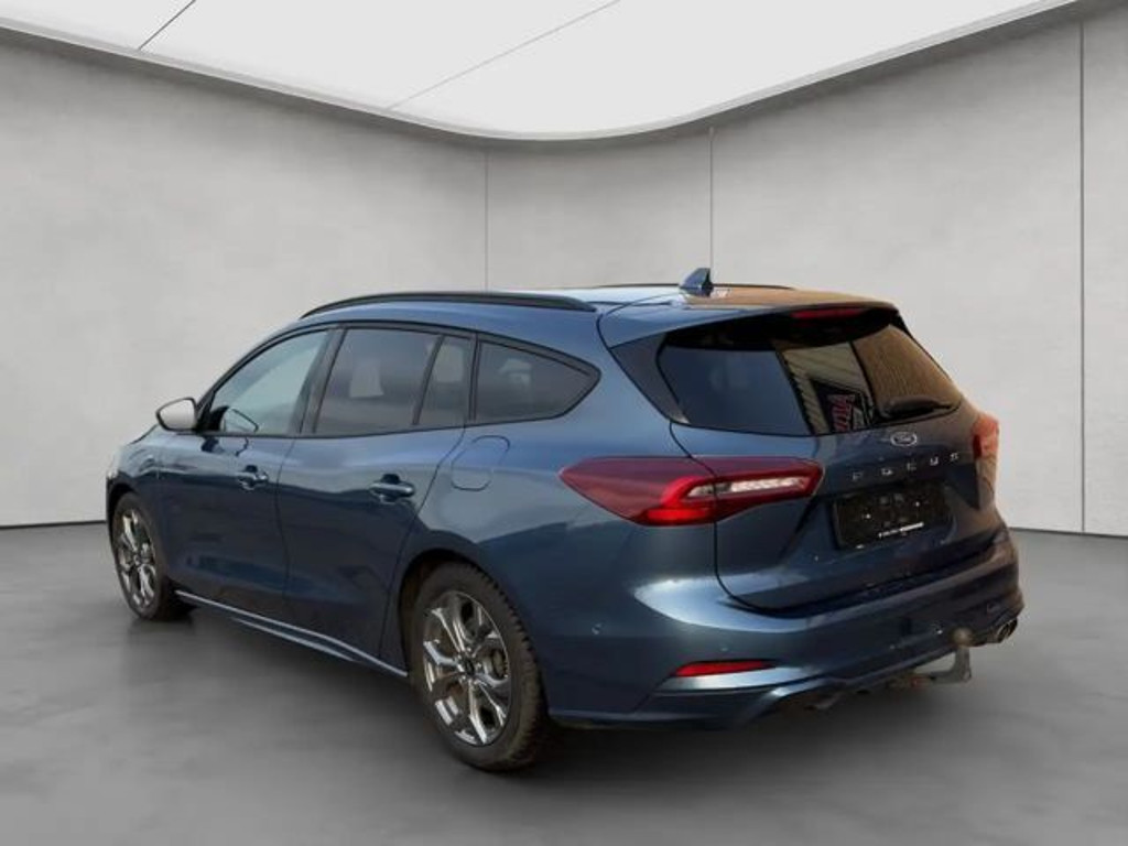 Ford Focus EcoBoost Wagon ST Line