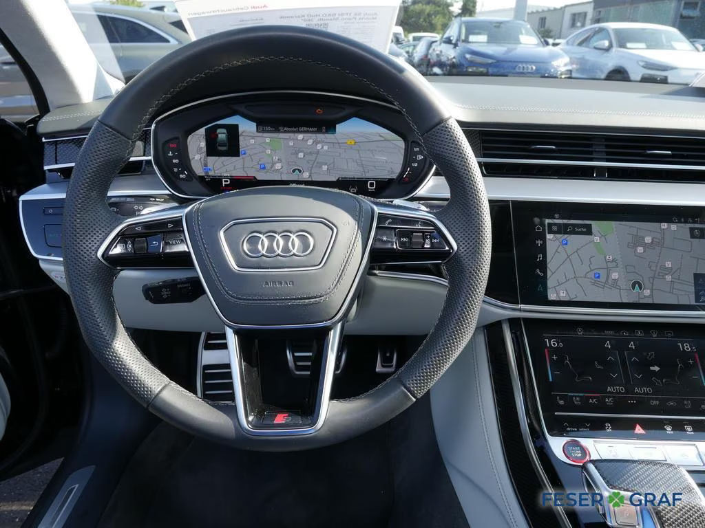 Audi S8