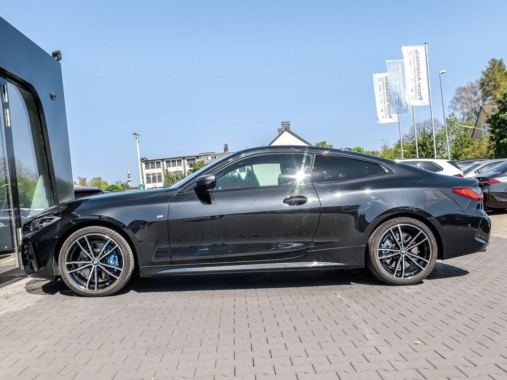 BMW M440