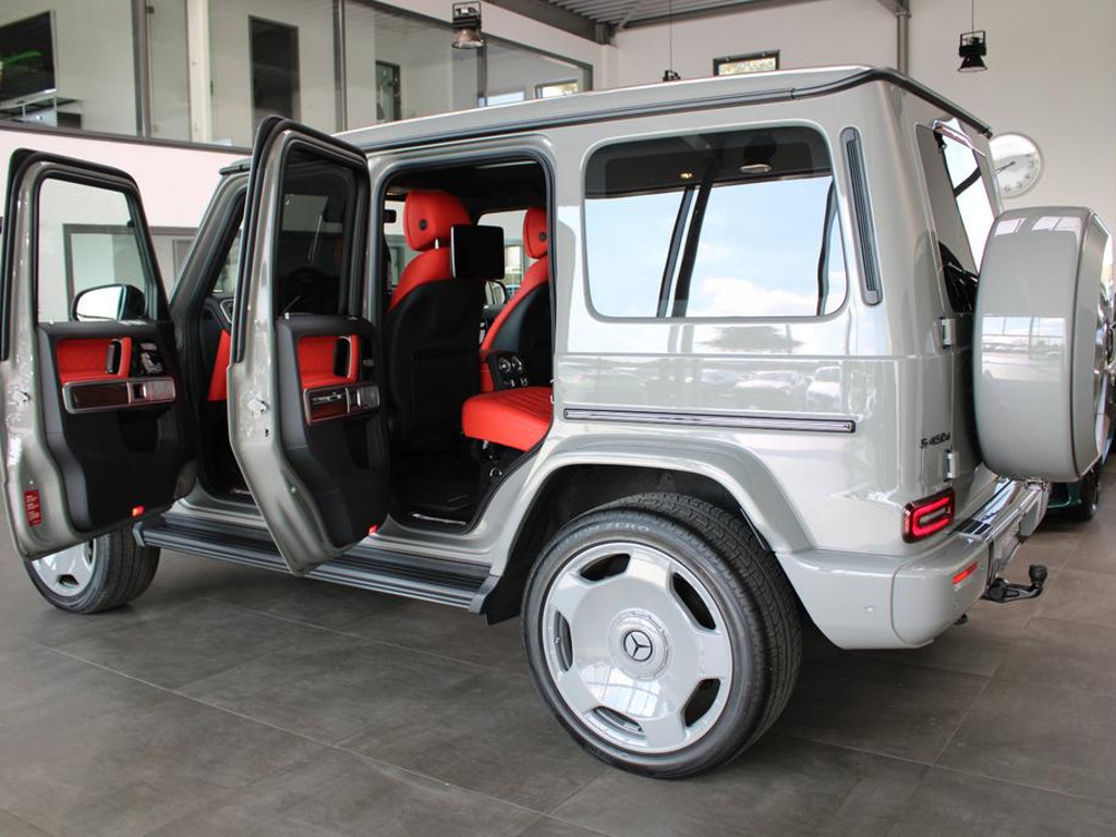 Mercedes-Benz G-Klasse