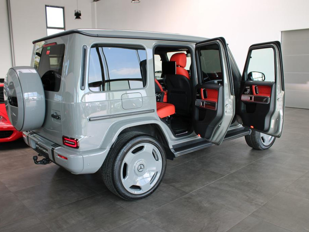 Mercedes-Benz G-Klasse